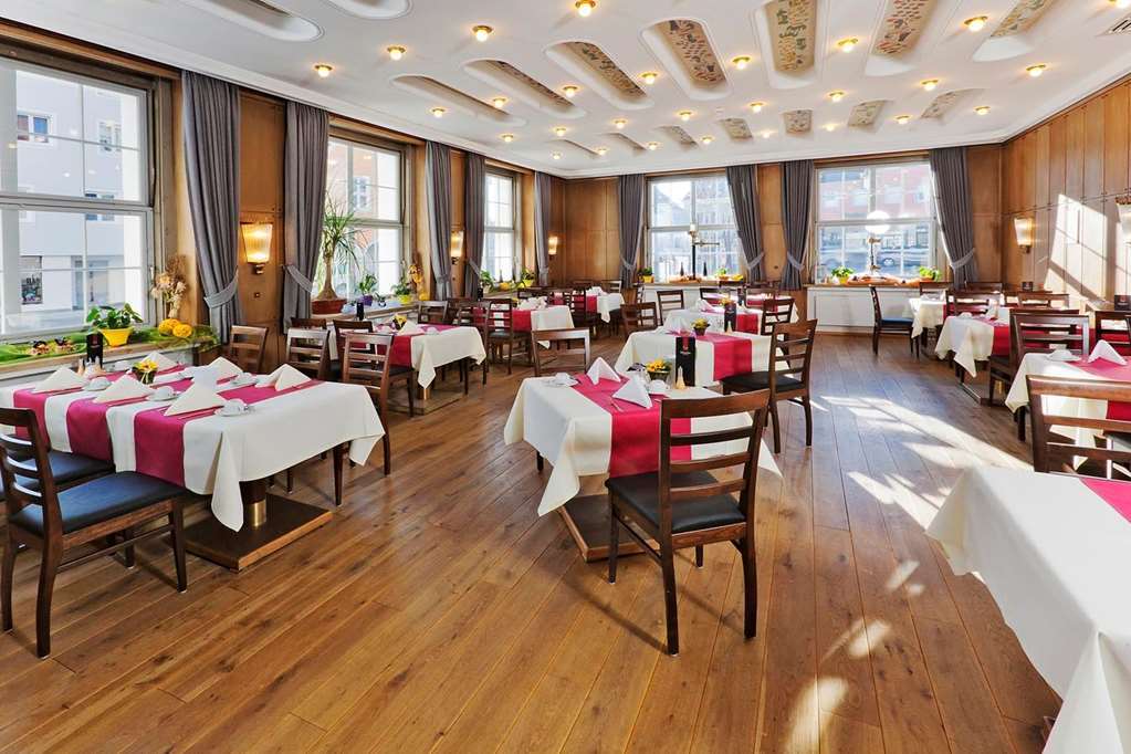 Akzent Brauerei Hotel Hirsch Оттобойрен Ресторан фото